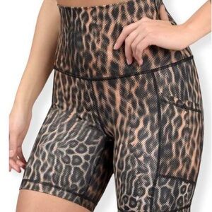 YogaLicious Lux super high rise biker shorts m